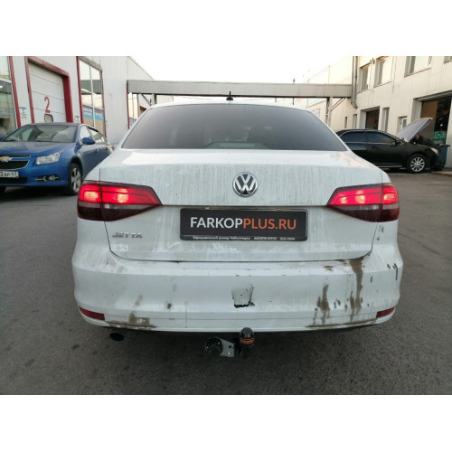 Фаркоп Трейлер на VOLKSWAGEN Jetta 2010-2015  Арт. 9170