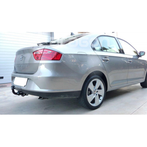 Фаркоп ARAGON на SEAT Toledo 2012–2015  Арт. E0402AA 