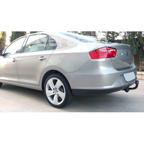 Фаркоп ARAGON на SEAT Toledo 2012–2015  Арт. E0402AV 