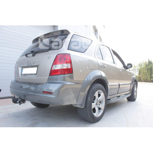 Фаркоп ARAGON на KIA Sorento 2002–2006 Арт. E3004BA
